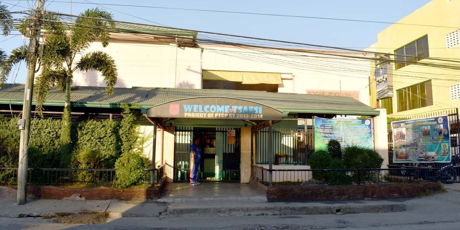 TSAESI Asingan Main Campus building and entrance